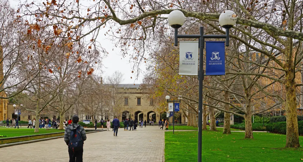 Payments to help transition to tertiary studies