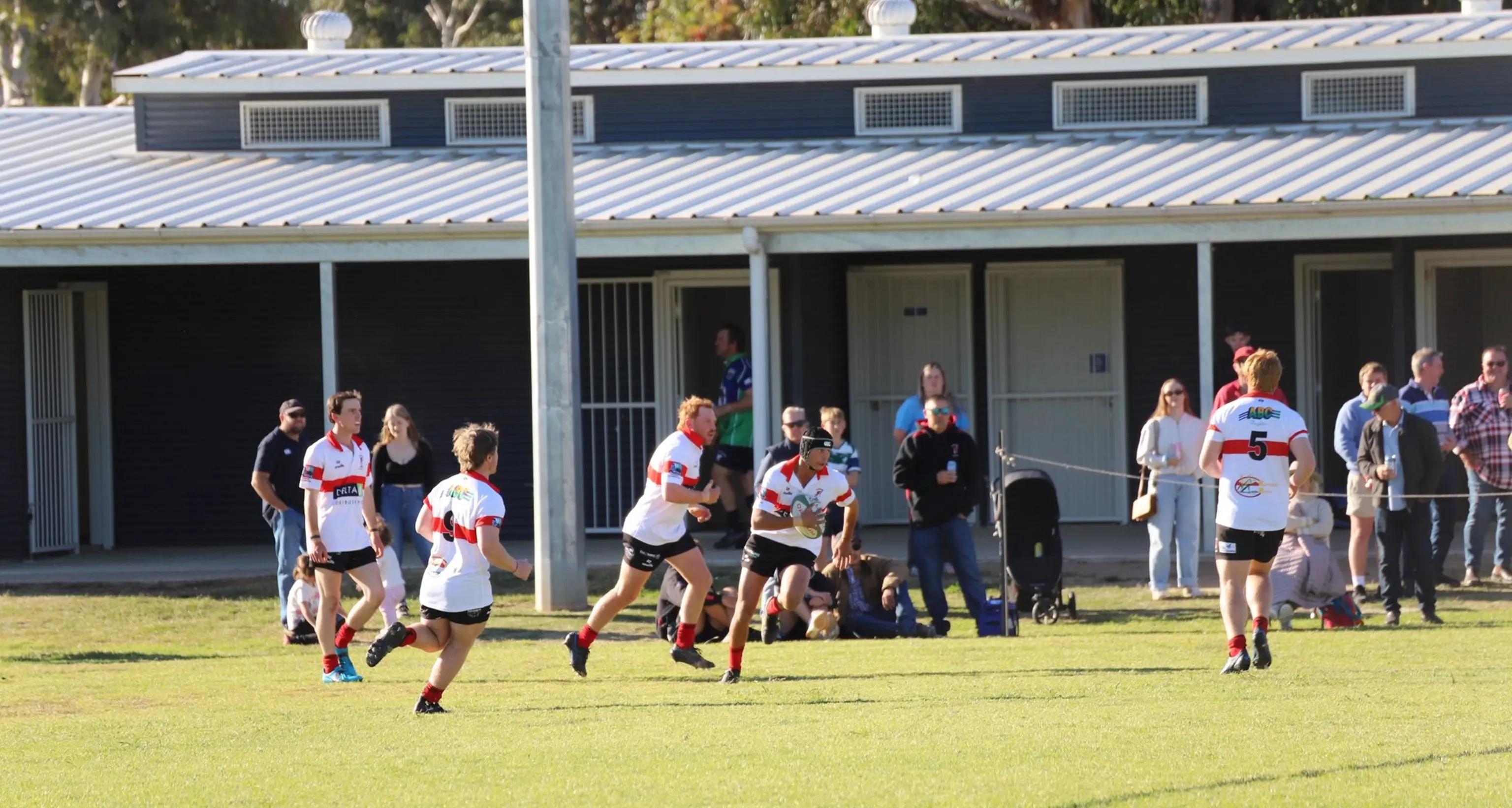 Red Devils ready for top of the ladder clash